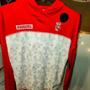 Womens Wisconsin Badgers Long Sleeve